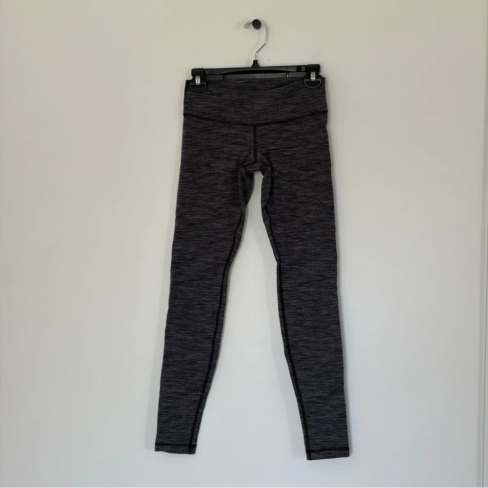 Lululemon Wunder Under Leggings Space Black Gray Vintage size 4 yoga lowrise